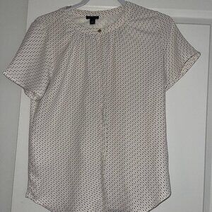 Ann Taylor White w/ Black Dots Short Sleeve Shirt